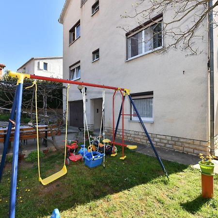 Traditional Apartment In Zadar With Garden Екстер'єр фото