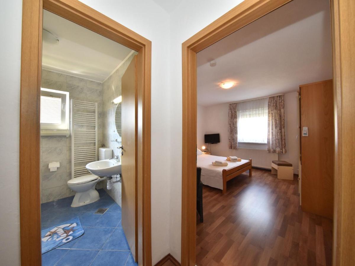 Traditional Apartment In Zadar With Garden Екстер'єр фото